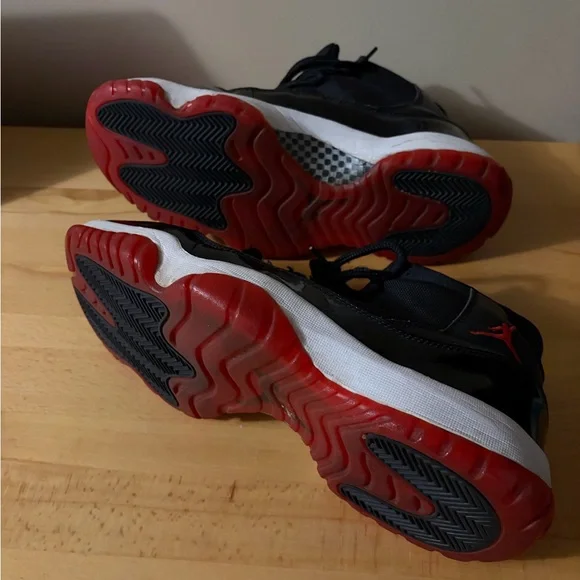 Nike Air Jordan 11 XI Retro Bred Countdown Pack CDP Sneakers 136046-062 Sz 11.5